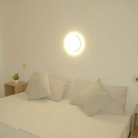 Arian, Centro Appartement